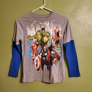 Boys Marvel long sleeve Tee Shirt gray with blue sleeves Medium